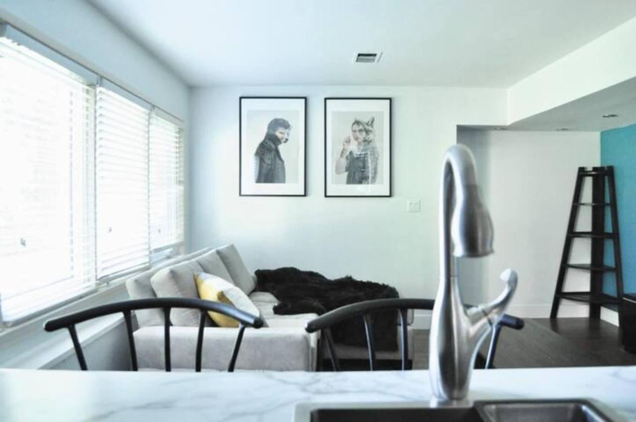 Cozy 1 Bd Suite Centrally Located North Vancouver Buitenkant foto