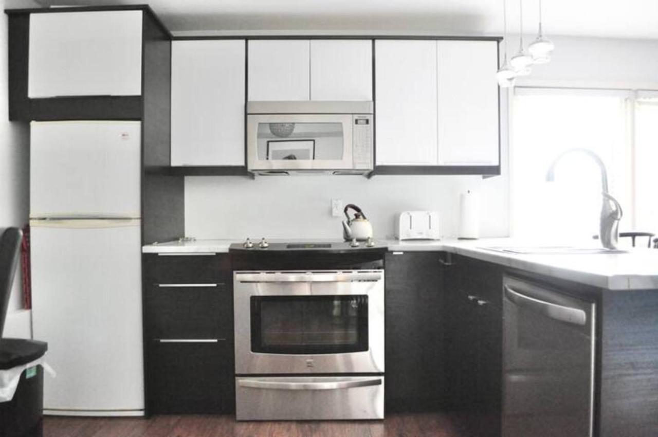 Cozy 1 Bd Suite Centrally Located North Vancouver Buitenkant foto