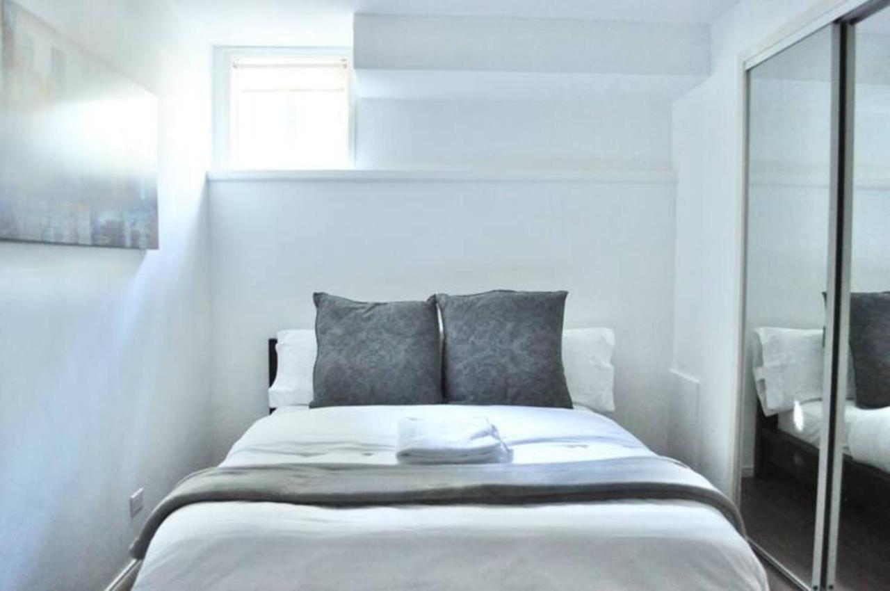 Cozy 1 Bd Suite Centrally Located North Vancouver Buitenkant foto